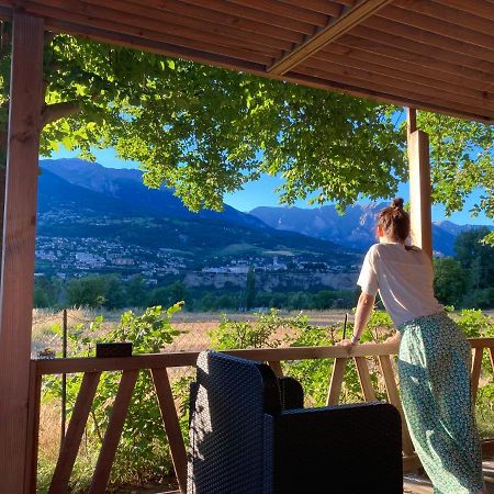 Camping Les Grillons Hotel Embrun Exterior foto
