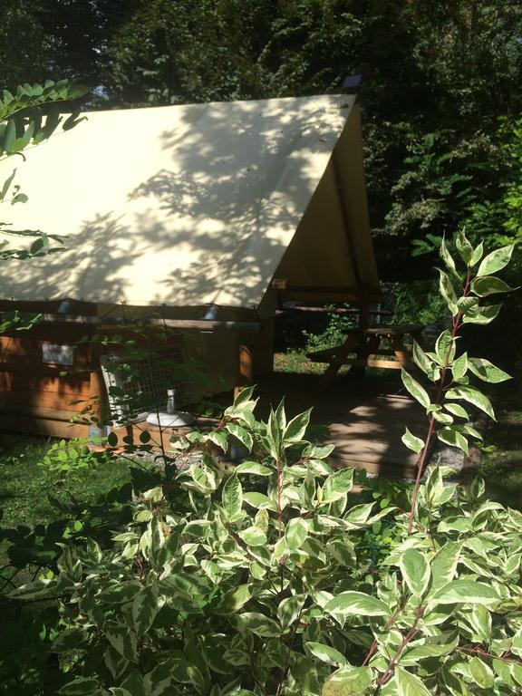 Camping Les Grillons Hotel Embrun Exterior foto