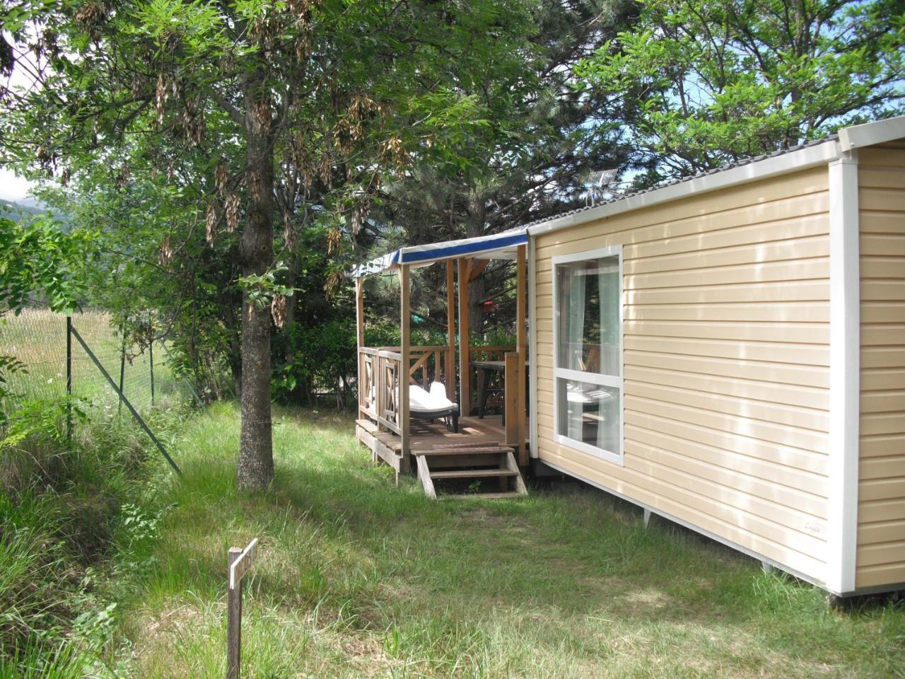 Camping Les Grillons Hotel Embrun Exterior foto